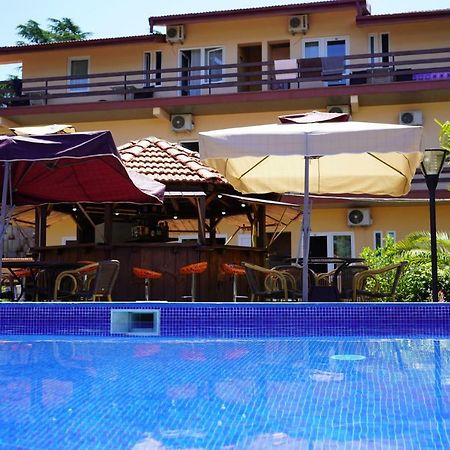 Ponto Hotel Kobuleti Exterior foto