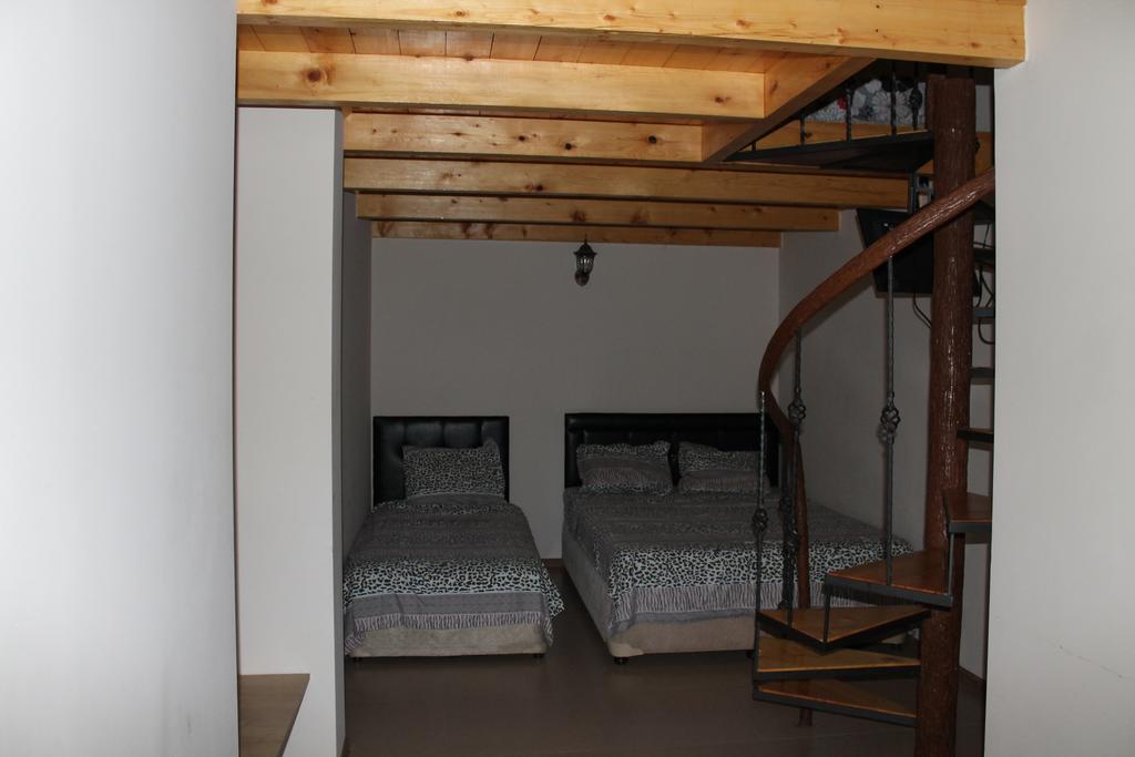 Ponto Hotel Kobuleti Habitación foto